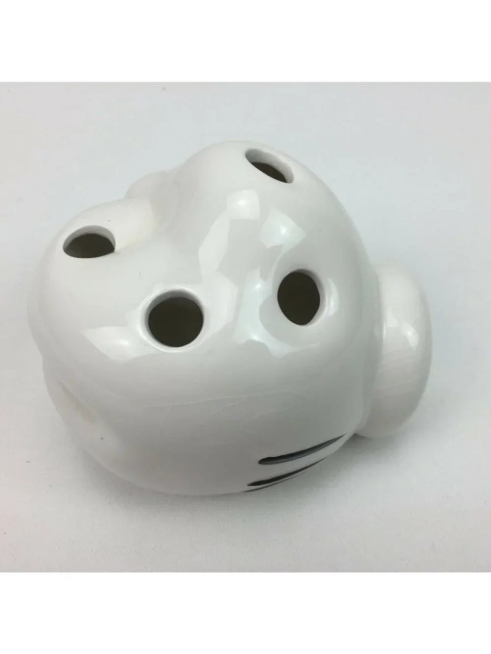 Disney Scattered Mickey Mouse Parts White Ceramic Glove 4 Toothbrush Holder